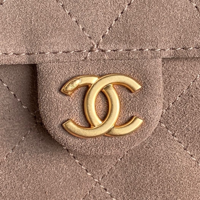 Ch**el bucket bags